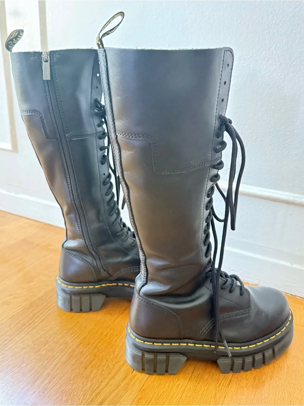 Dr. Martens Audrick 20-Eye Nappa Lux Platform Boots - EU 38